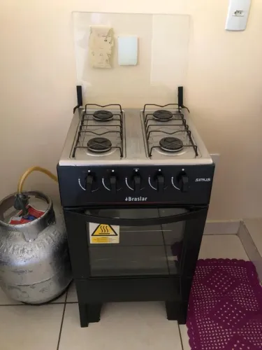 Fogão 4 bocas com forno