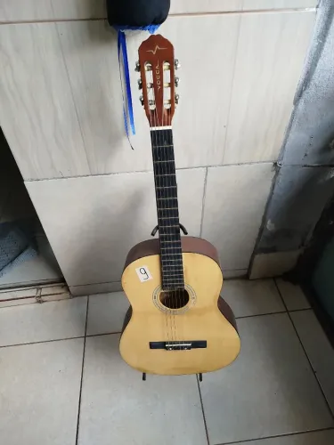 VIOLÃO 09
