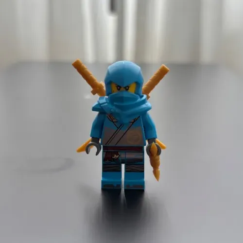 Ninjago minifigure Nya Dragons Rising