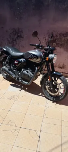 Moto muito bem conservada