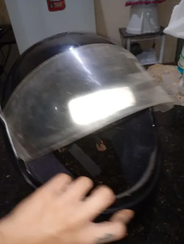 Vendo Capacete em boas condições