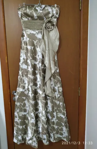 Vestido de festa estampado