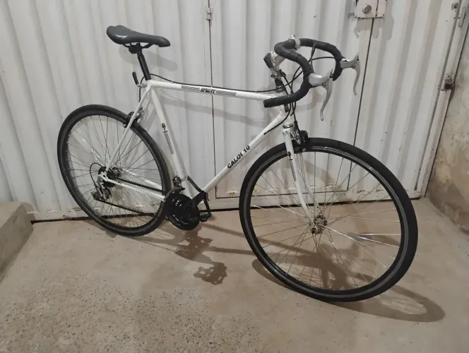 Bicicleta CALOI 10... marchas 18V... 4x 250 no cartão