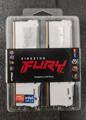 Memória RAM Kingston FURY Beast RGB DDR5 32GB (2x16GB) 5600MHz White/Branca (Nova)