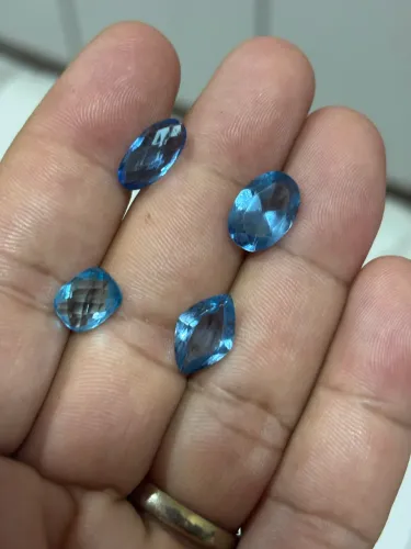 04 pedras lapidadas pronta pra uso em joias