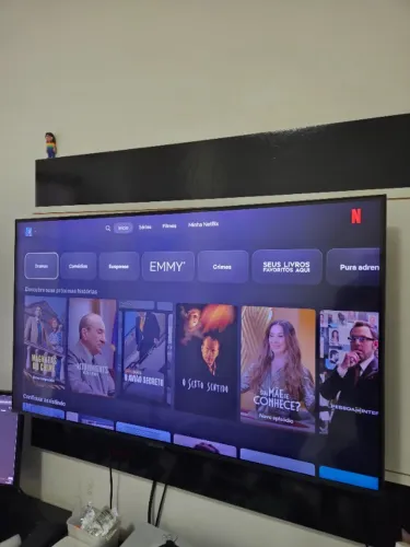 Smart TV 43" Samsung Crystal 4K (Modelo AU7700)