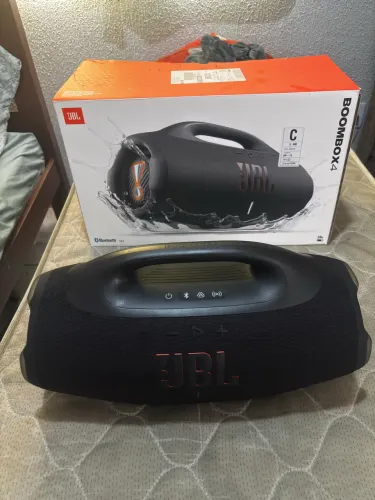 Jbl boombox 4 