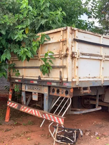 Carreta semi reboque
