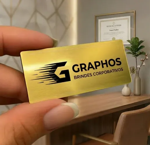 Broche Magnético Personalizado Dourado | Broche Acrílico Espelhado com Imã para Empresas