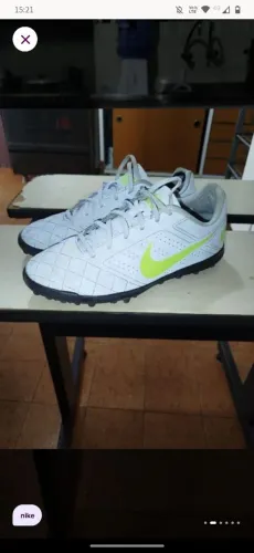 Chuteira Nike