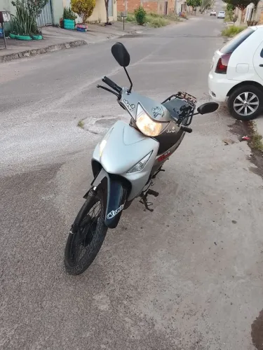 Vendo ou troca em moto Honda 160
