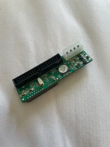 Adaptador Sata para IDE