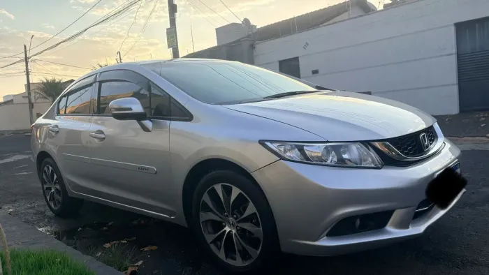 Honda Civic Sedan LXR 2.0 Flexone 16V Aut. 4P 2016
