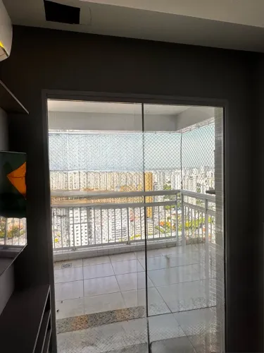 Vendo porta de correr.
