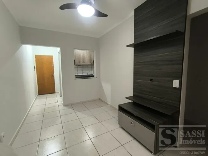 Apartamento em VILA QUEIROZ