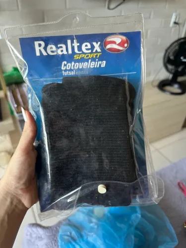 Cotoveleira futsal elástica preta marca realtex sport