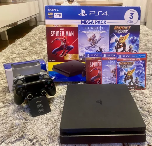 PlayStation 4 - PS4 Slim 1TB