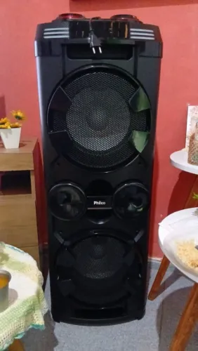 Som Philco, potente contato: + *