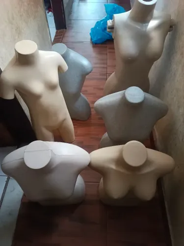 4 manequim feminino é 1 masculino