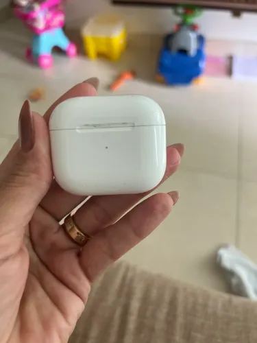 AirPods Pro 2ª Geração Original Apple - fone esquerdo parou de funcionar