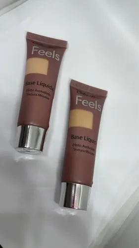 Base feels ruby rose