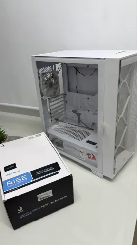 Gabinete Montch Glass + Water Cooler 240mm