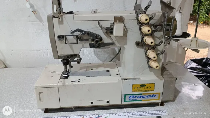 Vendo máquina de costura