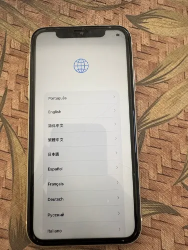 Vendo iPhone 11 normal 64GB