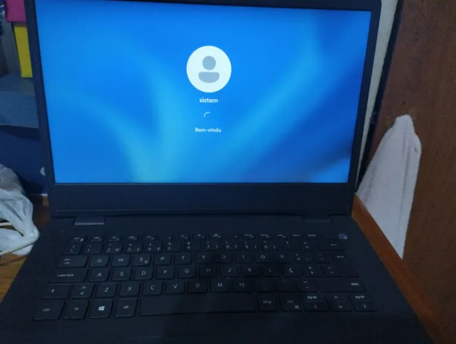 Notebook Dell semi novo