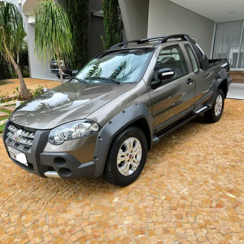 Fiat Strada Adventure 1.8/ 1.8 Locker Flex CE 2012