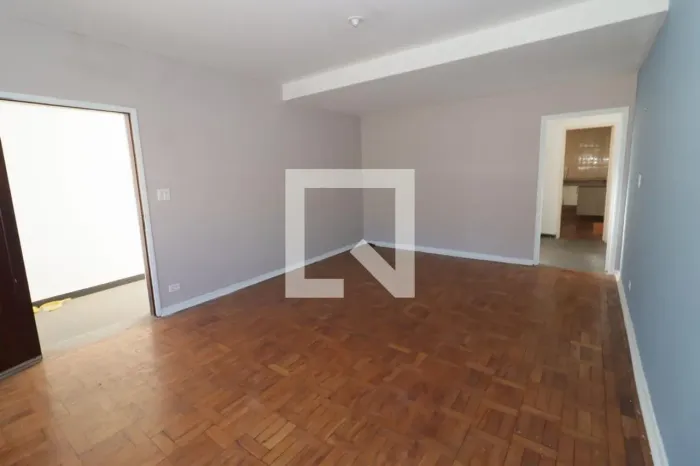 Casa à Venda - Vila Yara, 3 Quartos, 160 m2