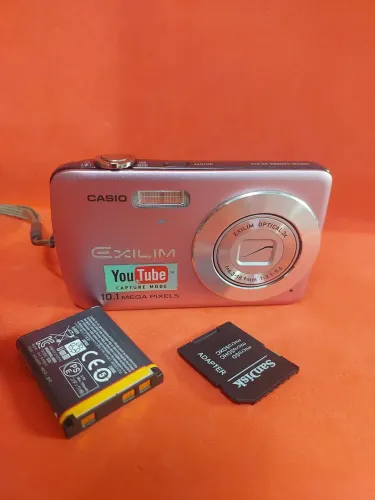 Câmera Digital Casio Exilim EX Z33 funcionando perfeitamente