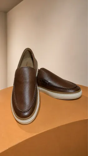 Sapato Masculino em couro 