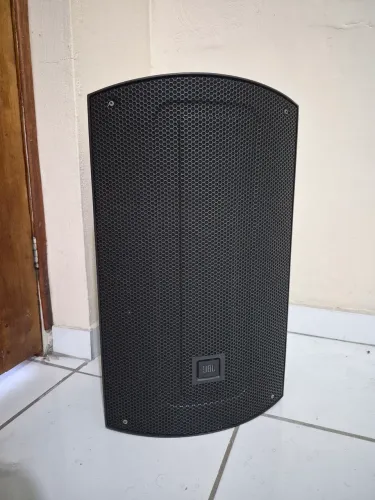 Caixa JBL Max 12 com Bluetooth