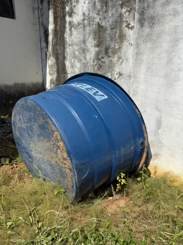 Caixa d?água mil litro 270 reais
