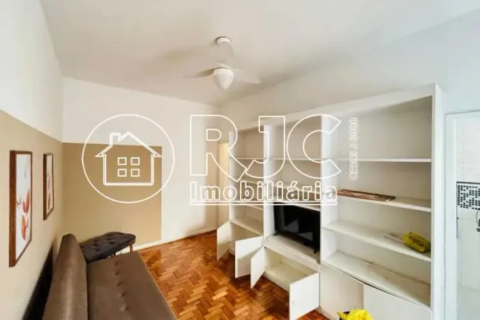 Apartamento : Padrão / Residencial / Copacabana