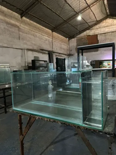 Aquário 120x50x50 ? vidro 8mm + Sump Lateral