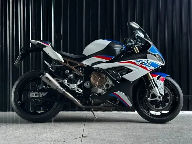 BMW S 1000 RR M 2021 TRICOLOR