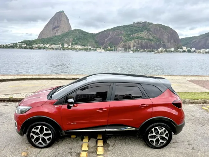 Renault Captur Bose 1.6 CVT 2021