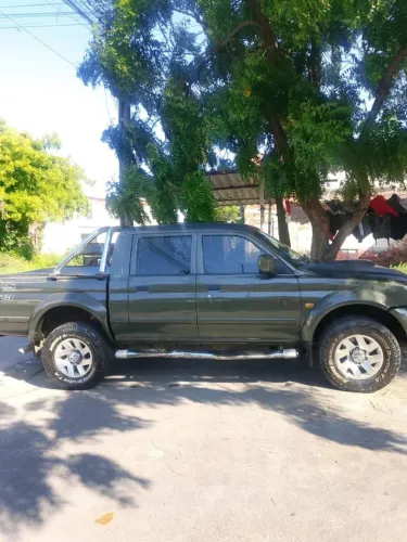 Mitsubishi L200 Sport HPE 2.5 4X4 CD DTI Dies. Mec. 2004