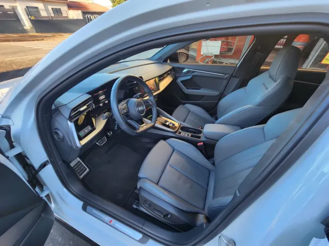 Audi A3 Sportb. Perf. Black 2.0 TFSI S-tronic 2024