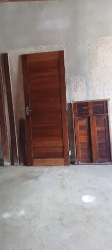 Porta, janela e portão