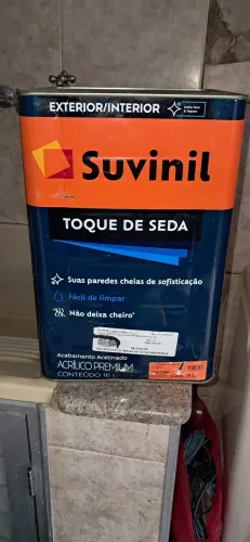 Tinta Suvinil toque de ceda.