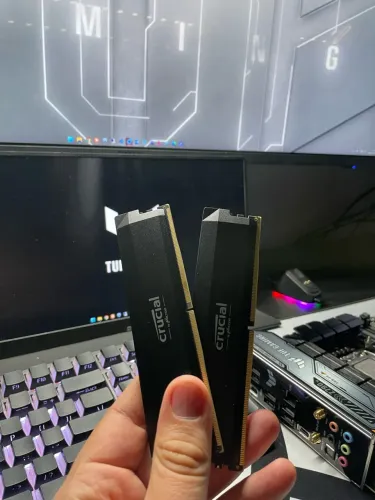 Memoria Ram Ddr5 Crucial 64gb (2x32) 6400mhz