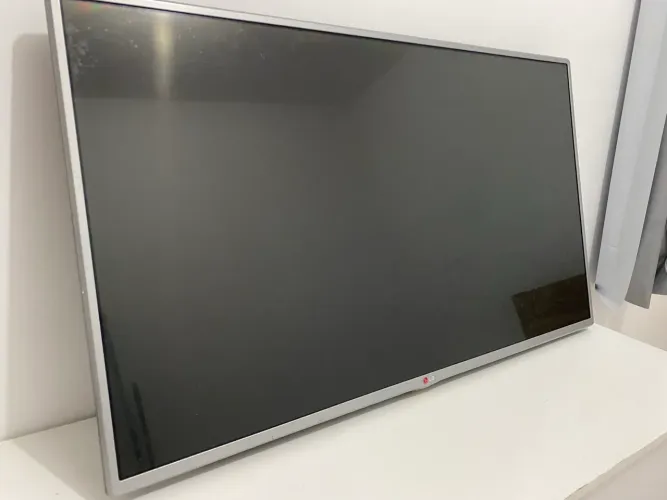 Televisão 42 polegadas