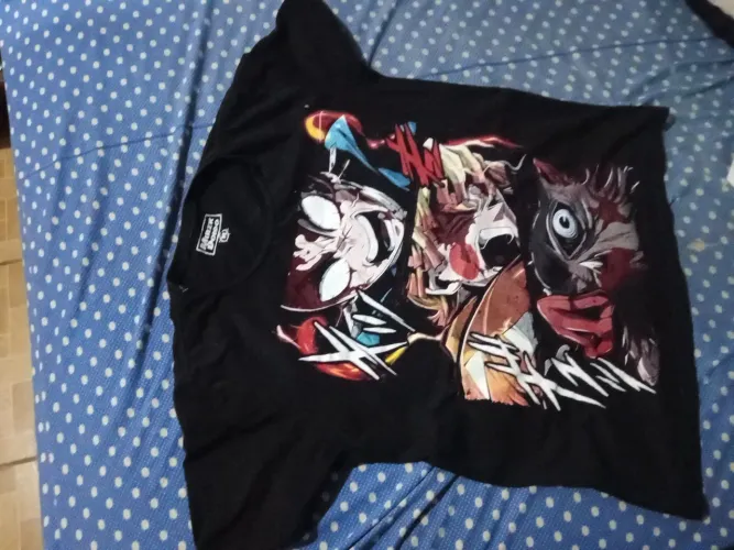 Camisa de Demon Slayer