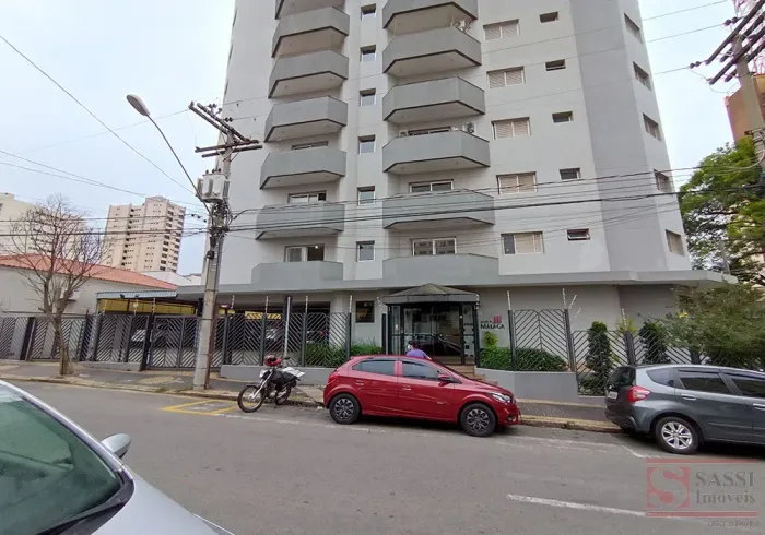 Apartamento em CENTRO