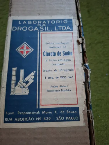 Ampola de 500 cm 3 Cloreto de Sódio a 9% em Água Destilada