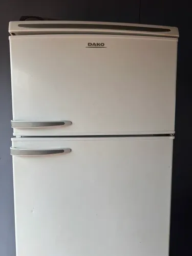 Vendo geladeira grande Dako