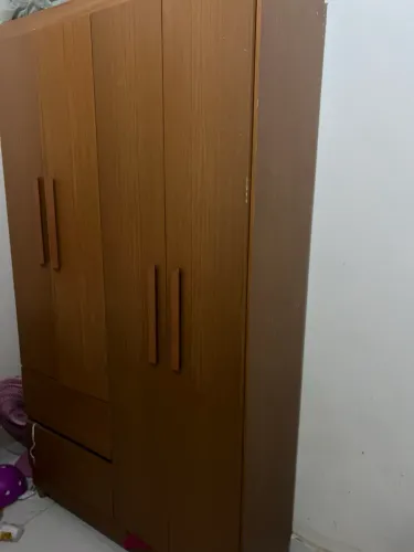 Guarda roupas solteiro pra vende retirada no Mucumagro